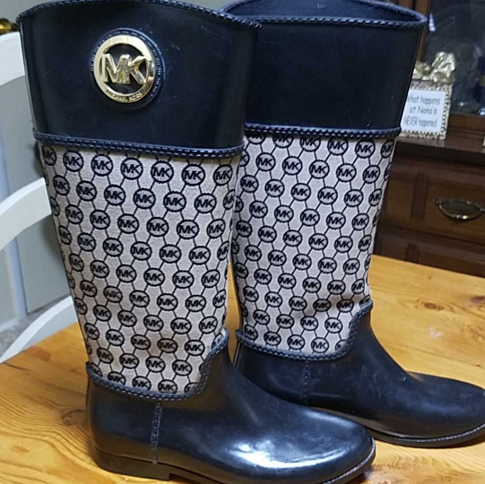 Michael Kors rain boots